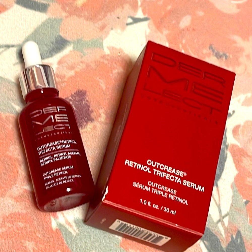 SOLD!!! DERMELECT OUTCREASE
Retinol Trifecta Serum
